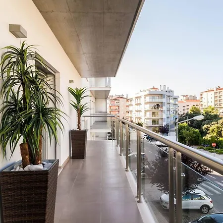 Spacious In With Included Parking Apartment Fatima