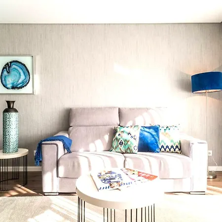 Spacious In With Included Parking Apartment Fatima